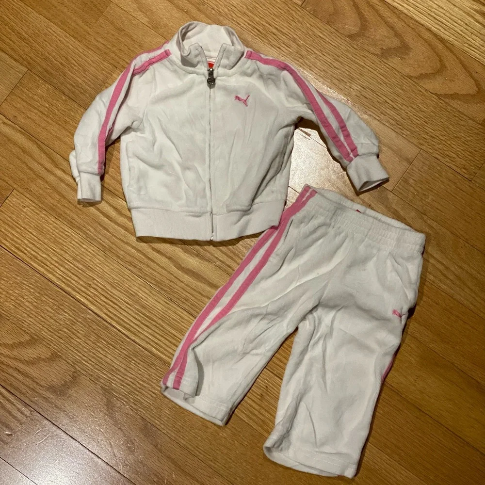 Puma White Velour Jogger Suit Size 12 Months